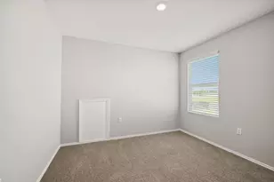 12101 Short Leaf Path, Del Valle, TX 78617 - Photo 20