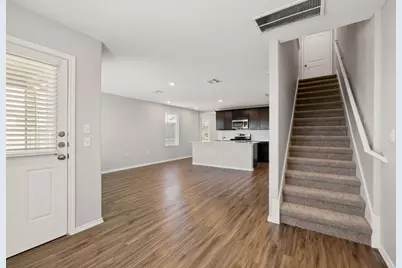 12101 Short Leaf Path, Del Valle, TX 78617 - Photo 14