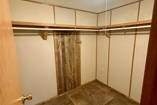 2001 Pecan St, Bastrop, TX 78602 - Photo 12