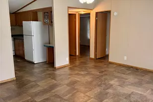 2001 Pecan St, Bastrop, TX 78602 - Photo 4
