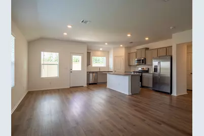 702 Silver Springs Bend, Kyle, TX 78640 - Photo 28