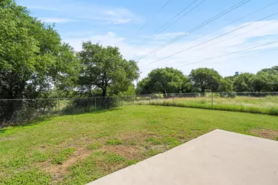 300 Knights Row, Horseshoe Bay, TX 78657 - Photo 6