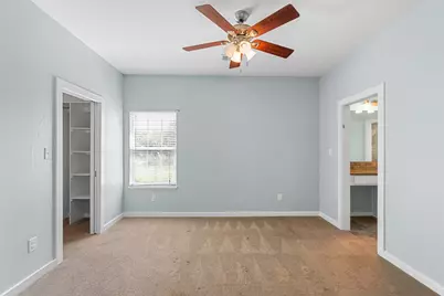 300 Knights Row, Horseshoe Bay, TX 78657 - Photo 12