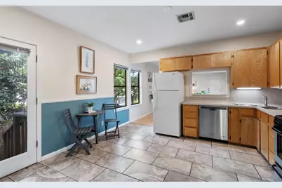 2116 Glendale Place, Austin, TX 78704 - Photo 10