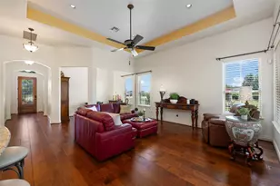 109 Limestone Dr, Georgetown, TX 78628 - Photo 10