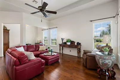 109 Limestone Drive, Georgetown, TX 78628 - Photo 6