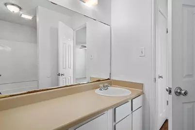 5501 Spring Meadow Road #B, Austin, TX 78744 - Photo 8