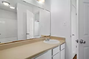 5501 Spring Meadow Rd, Austin, TX 78744 - Photo 8