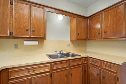 422 Patricia Road, Georgetown, TX 78628 - Photo 12