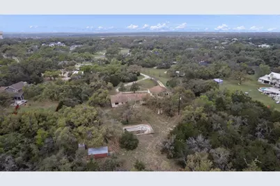 422 Patricia Road, Georgetown, TX 78628 - Photo 32