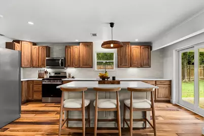 2802 Leeds Cove, Austin, TX 78745 - Photo 10