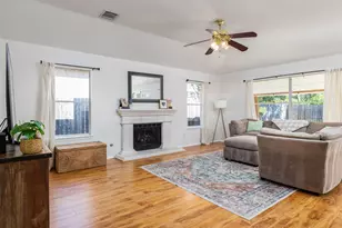 1209 Highland Dr, Cedar Park, TX 78613 - Photo 4