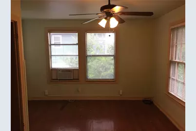 611 W 37th Street #B, Austin, TX 78705 - Photo 6