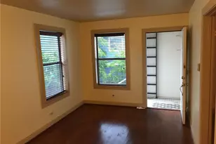 611 W 37th St, Austin, TX 78705 - Photo 2