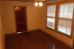 611 W 37th St, Austin, TX 78705 - Photo 8