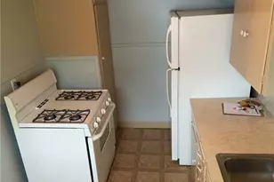 611 W 37th St, Austin, TX 78705 - Photo 4