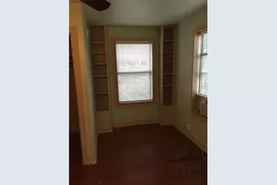 611 W 37th Street #B, Austin, TX 78705 - Photo 6