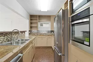 2007 Montclaire St, Austin, TX 78704 - Photo 6