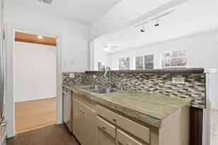 2007 Montclaire St, Austin, TX 78704 - Photo 10