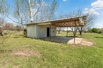 533 S Texas Street, Milano, TX 76556 - Photo 14
