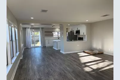 1307 Lakeside Loop, Round Rock, TX 78665 - Photo 2