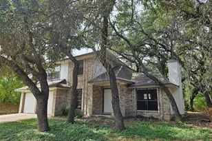 13102 Briar Hollow Dr, Austin, TX 78729 - Photo 2