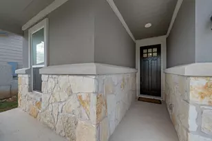 185 Six Shooter Dr, Kyle, TX 78640 - Photo 2