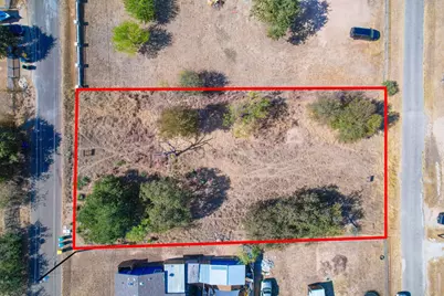 338 E Sweetbriar Drive, Marble Falls, TX 78654 - Photo 2