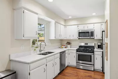 617 Blackberry Drive, Austin, TX 78745 - Photo 18