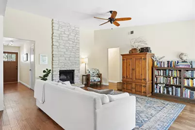 617 Blackberry Drive, Austin, TX 78745 - Photo 12