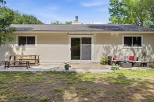 617 Blackberry Dr, Austin, TX 78745 - Photo 28