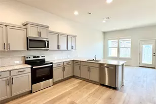 100 Zayd Ct, Jarrell, TX 76537 - Photo 12
