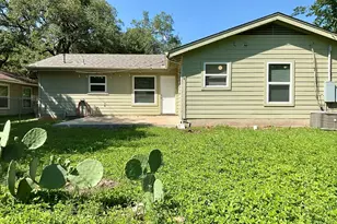 1605 Sweetbriar Ave, Austin, TX 78723 - Photo 16