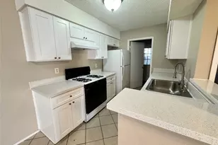 12406 Deer Falls Dr, Austin, TX 78729 - Photo 10