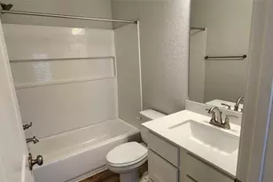 157 Los Olives Ln, Liberty Hill, TX 78642 - Photo 14