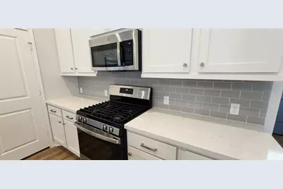 157 Los Olives Lane, Liberty Hill, TX 78642 - Photo 8