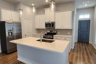 157 Los Olives Ln, Liberty Hill, TX 78642 - Photo 10