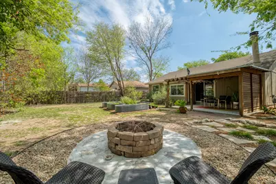 7812 Bixler Drive, Austin, TX 78744 - Photo 20