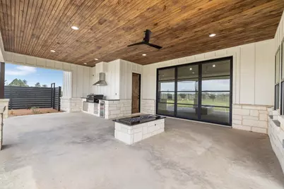 306 Interlaken Street, Fredericksburg, TX 78624 - Photo 30