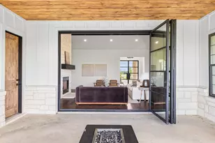 306 Interlaken St, Fredericksburg, TX 78624 - Photo 28