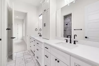 306 Interlaken Street, Fredericksburg, TX 78624 - Photo 18