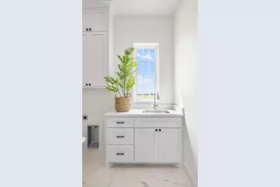 306 Interlaken Street, Fredericksburg, TX 78624 - Photo 32