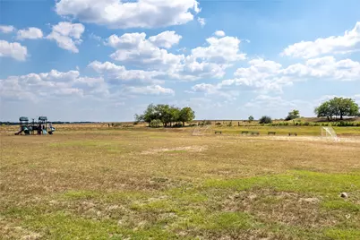 221 Castellana Way, Elgin, TX 78621 - Photo 8