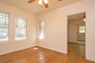 2845 San Gabriel St, Austin, TX 78705 - Photo 20