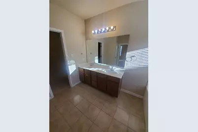 501 Dinge Bay Drive, Round Rock, TX 78664 - Photo 18