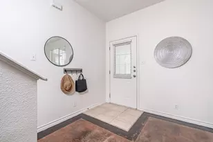 200 Sandstone Dr, Jarrell, TX 76537 - Photo 4