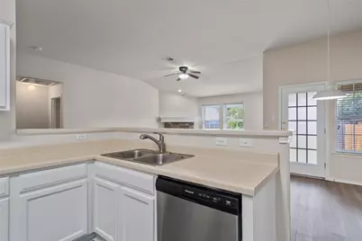 3924 Links Lane, Round Rock, TX 78664 - Photo 16