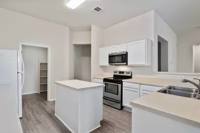 3924 Links Lane, Round Rock, TX 78664 - Photo 14