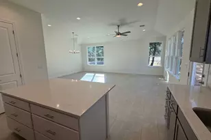 112 Broken Bow St, Horseshoe Bay, TX 78657 - Photo 6