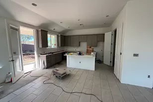 112 Broken Bow St, Horseshoe Bay, TX 78657 - Photo 2